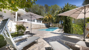 Belle maison atypique avec piscine chauffée